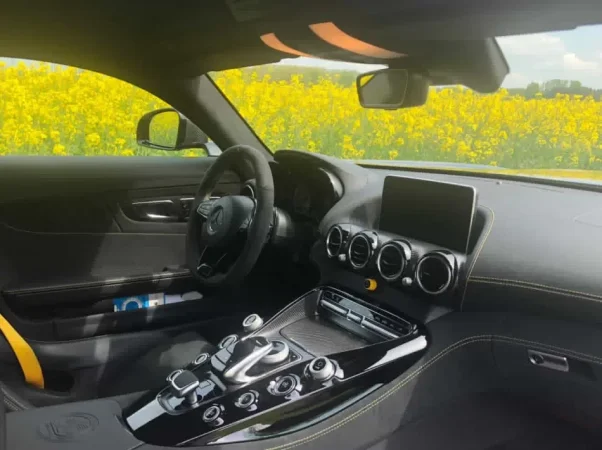 Tirane, shitet makine Mercedes Benz AMG Benzin, e zeze automatik 25.000 km 170.000 €
