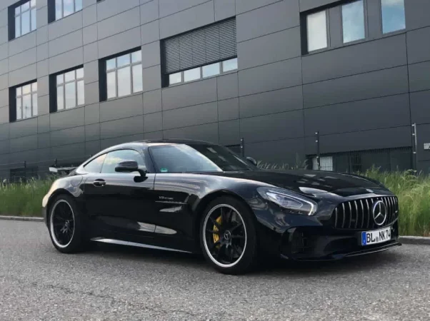Tirane, shitet makine Mercedes Benz AMG Benzin, e zeze automatik 25.000 km 170.000 €