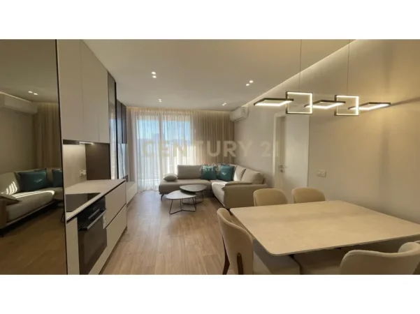 Tirane, jepet me qera apartament 2+1+Ballkon Kati 6, 104 m² 1.500 € (mine peza)
