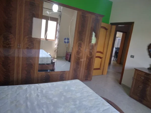 Tirane, jap me qera Vile 3+1 Kati 2, 90 m² 400 € (Lace Backa)
