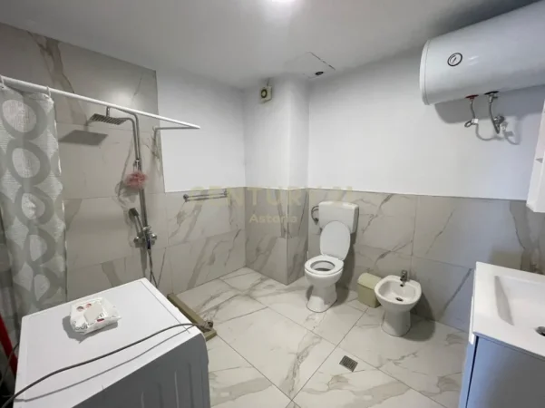 Tirane, jepet me qera apartament 2+1 Kati 3, 103 m² 650 € (vasil shanto)