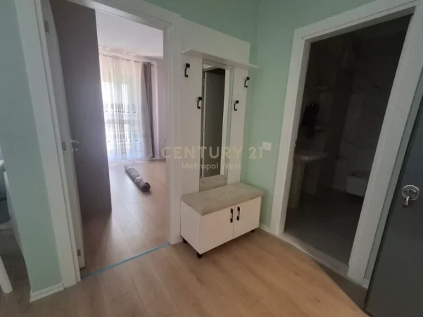 Tirane, jepet me qera apartament 1+1+Ballkon Kati 4, 76 m² 620 € (rruga filip jano)