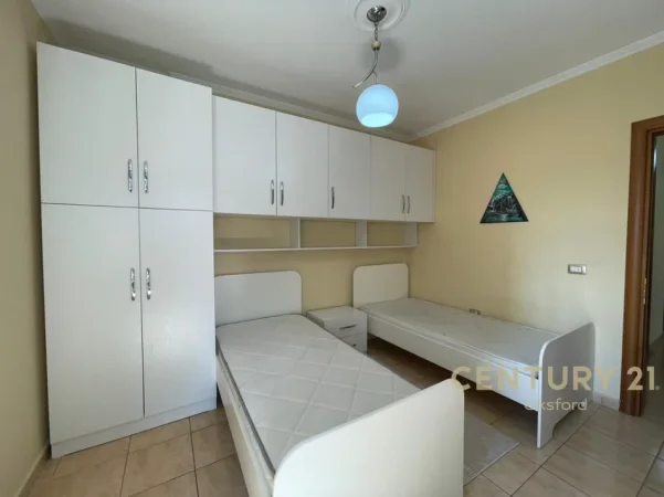 Tirane, jepet me qera apartament 2+1 Kati 5, 97 m² 900 € (sheshi willson)