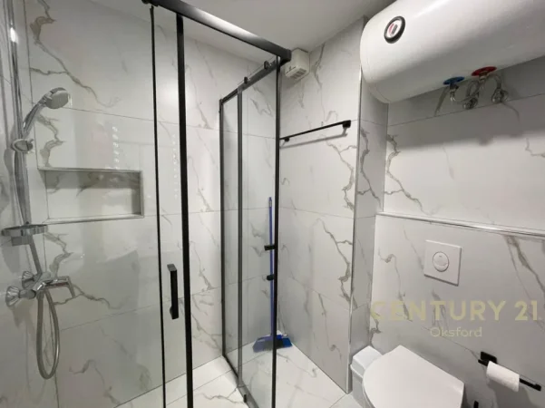 Tirane, jepet me qera apartament 2+1 Kati 5, 97 m² 900 € (sheshi willson)