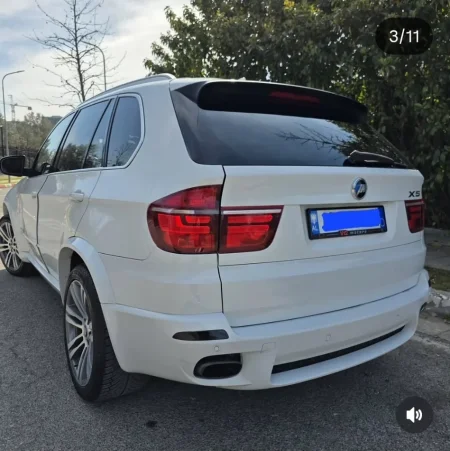 Tirane, shitet makine BMW X5 35i xDrive M performance Benzin+Gaz, e bardhë automatik Klima 2.190.000 km