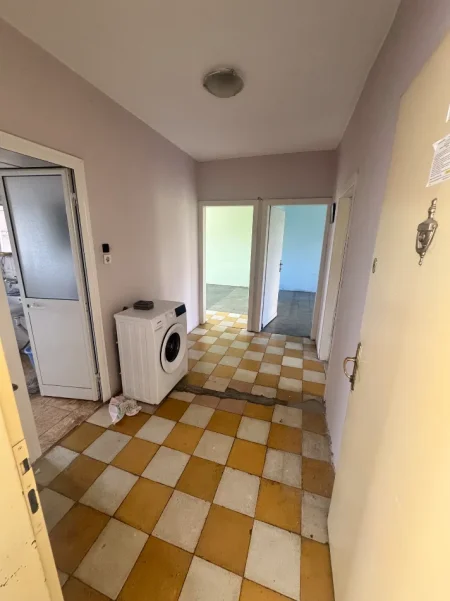 Tirane, shitet apartament 2+1+Aneks+Ballkon Kati 3, 73 m² 138.999 € (Ali Demi te Shkolla Ali Demi)