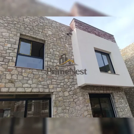 Shitet Vile 2 Katshe , 175 m² Qeparo