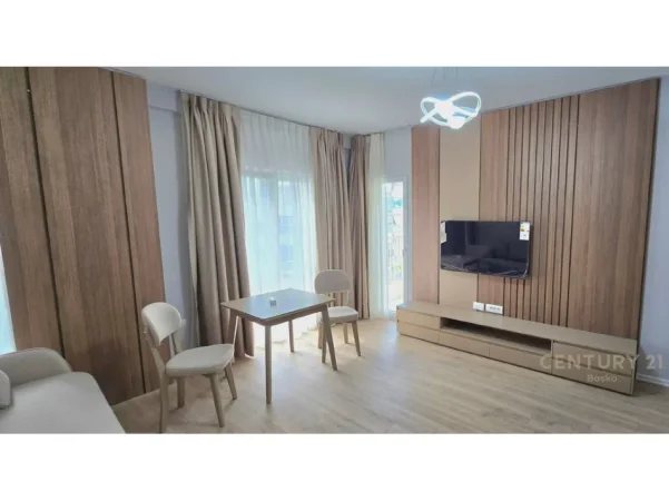 Tirane, jepet me qera apartament 1+1 Kati 7, 73 m² 700 € (zogu zi)