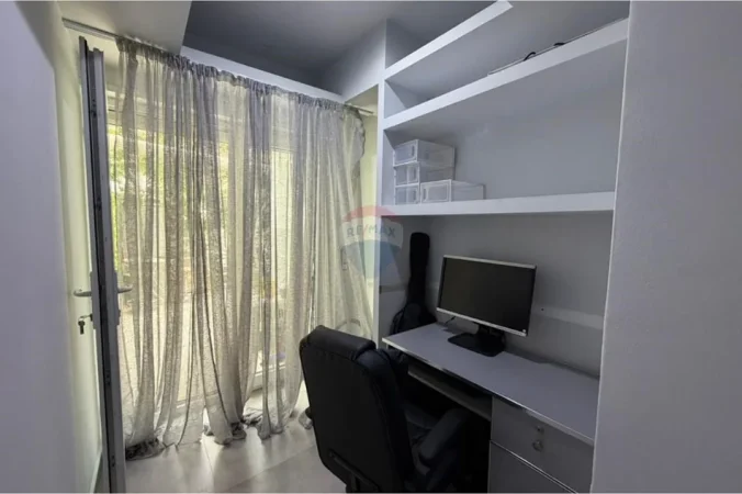 Tirane, shitet apartament 1+1+Ballkon , 85 m² 165.000 € (Kodra e Diellit 2)