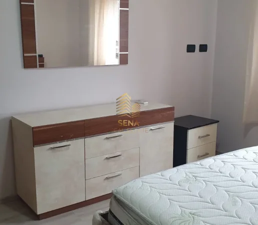Tirane, jepet me qera apartament 1+1 Kati 5, 60 m² 550 € (Myslym Shyri)