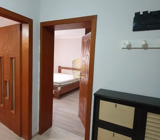 Tirane, jepet me qera apartament 1+1 Kati 5, 60 m² 550 € (Myslym Shyri)