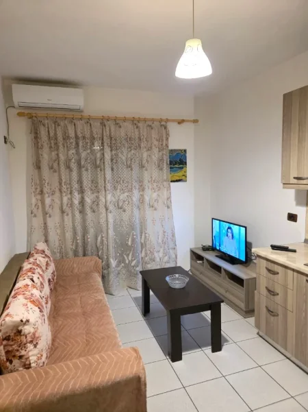 🔥🔥 JEPET ME QERA APARTAMENT 1+1 NE XHAMLLIK,   400 EURO🔥🔥
