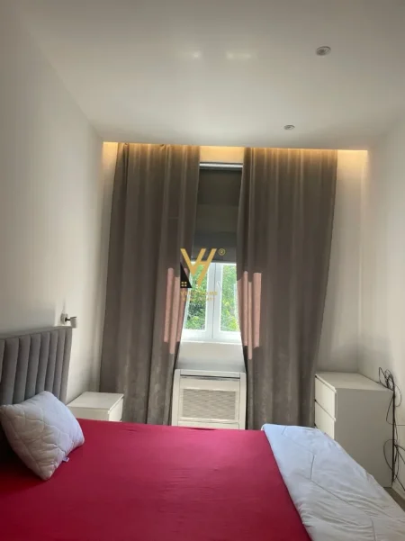 Tirane, jepet me qera apartament 2+1+Ballkon Kati 2, 75 m² 800 € (RRUGA E DURRESIT)