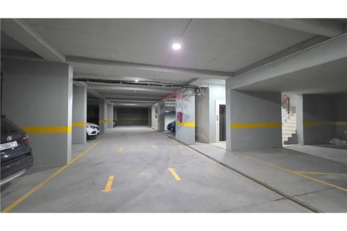 Vlore - Lungomare, shitet apartament 2+1 Kati 7, 102 m² 296.000 € (Rruga Murat Terbaci, Vlore)