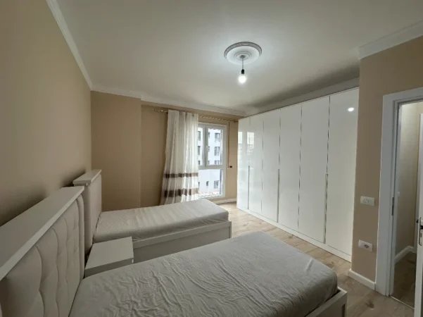 Jepet me qera apartament 2+1+Ballkon Kati 3, 103 m² 550 € (Paskuqan)