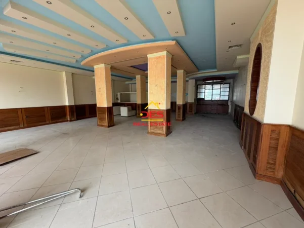 Vlore, shitet ambjent biznesi Kati 0, 155 m² (Rruga Dhimitër Konomi)