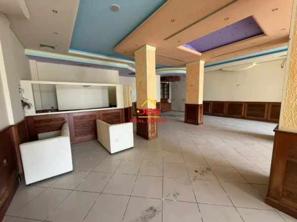 Vlore, shitet ambjent biznesi Kati 0, 155 m² (Rruga Dhimitër Konomi)