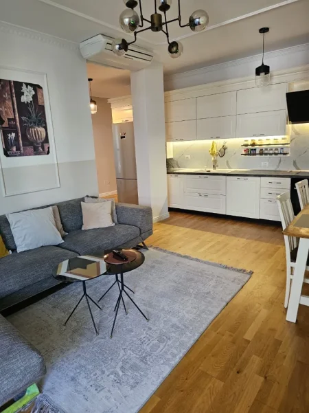 Tirane, shitet apartament 3+1 Kati 3, 113 m² 295.000 € 