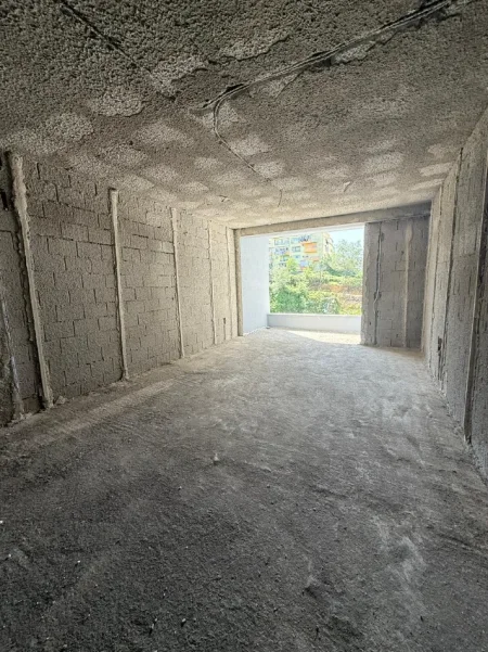 Tirane, shitet apartament 1+1 Kati 3, 78 m² 116.000 € (ALI DEM)