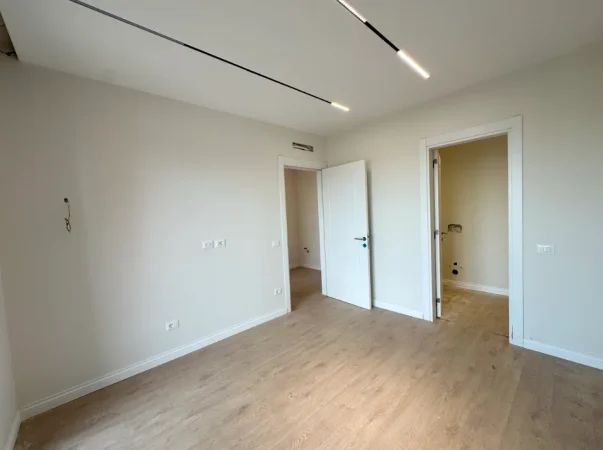 Tirane, shitet apartament 2+1 Kati 8, 106 m² 219.000 € (Bulevardi i Ri)