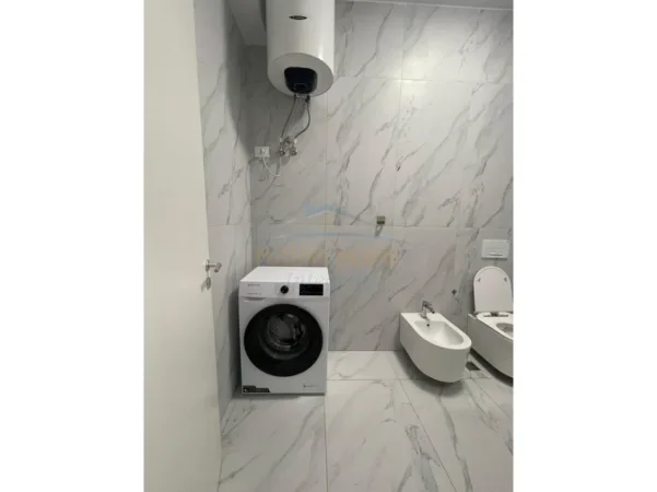 Tirane, shitet apartament 1+1 Kati 6, 60 m² 120.000 € (Rezidenca Kaimi)