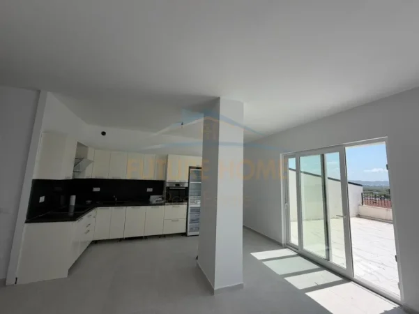 Durres, shitet apartament 2+1+Ballkon Kati 8, 110 m² 320.000 € 