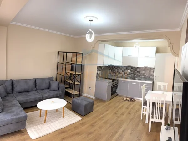 Durres, shitet apartament 1+1+Ballkon Kati 8, 68 m² 98.000 € 