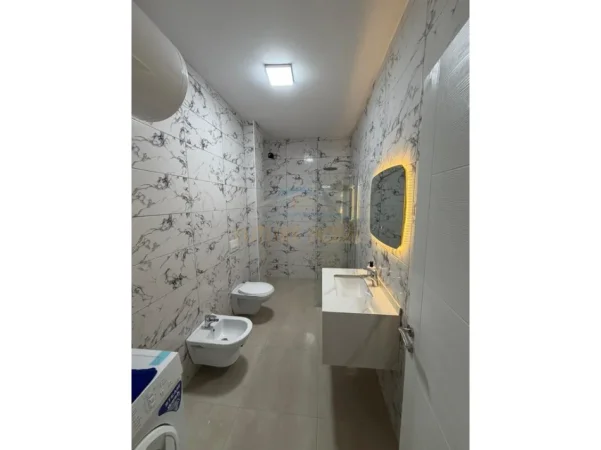 Durres, shitet apartament 1+1 Kati 5, 56 m² 95.000 € (MALI I ROBIT ,DURRES)
