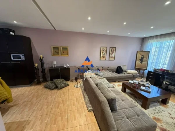 Tirane, shitet apartament 2+1+Ballkon Kati 4, 105 m² 230.000 € 