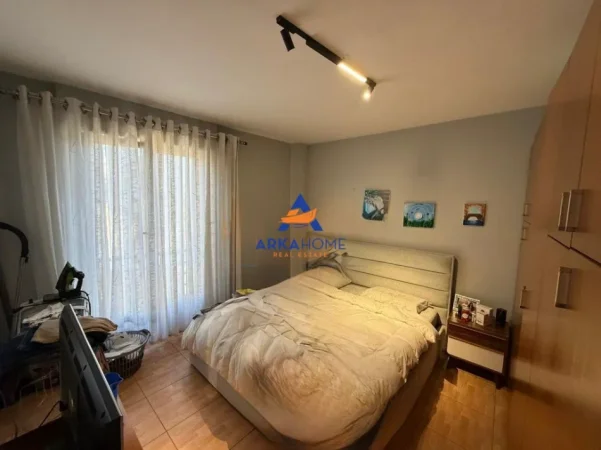 Tirane, shitet apartament 2+1+Ballkon Kati 4, 105 m² 230.000 € 