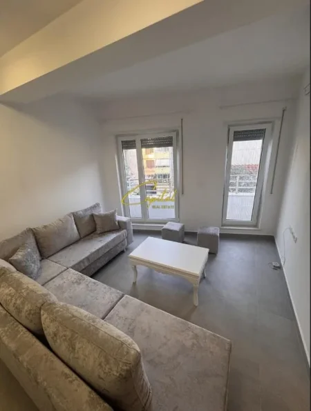 Tirane, jepet me qera apartament 2+1 Kati 3, 80 m² 1.000 € (KODRA E DIELLIT 1)