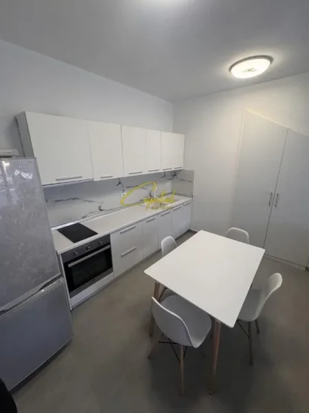 Tirane, jepet me qera apartament 2+1 Kati 3, 80 m² 1.000 € (KODRA E DIELLIT 1)