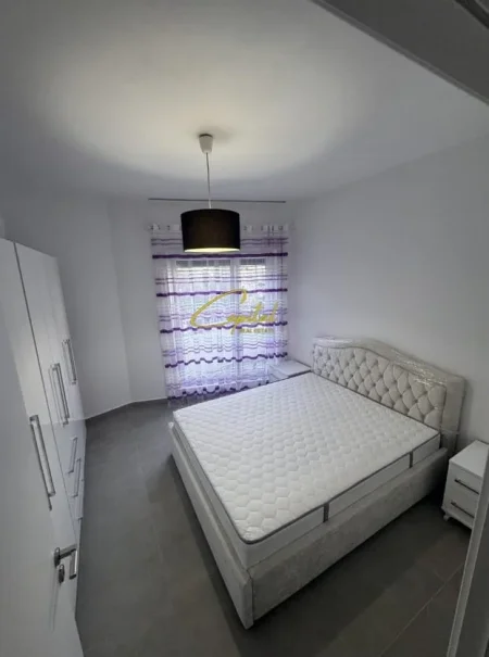 Tirane, jepet me qera apartament 2+1 Kati 3, 80 m² 1.000 € (KODRA E DIELLIT 1)