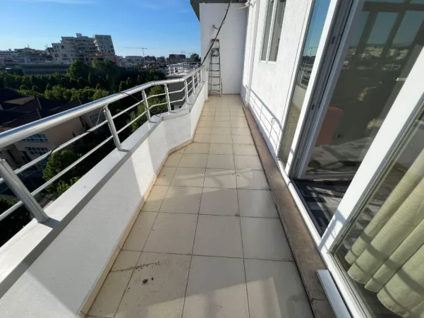 Tirane, jepet me qera apartament 1+1+Ballkon Kati 6, 66 m² 650 € (Vasil Shanto)