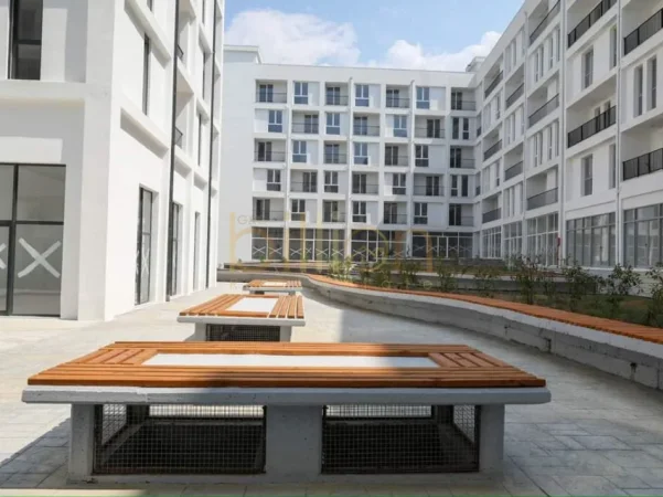 jepet me qera 2+1 , 104 m² (5maji)