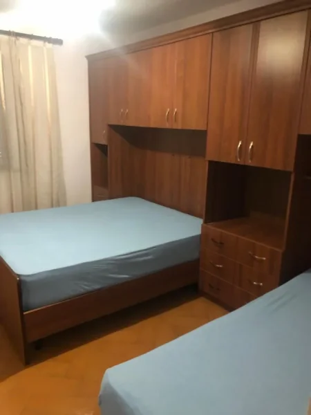 Tirane, jepet me qera apartament 1+1 Kati 4, 60 m² 400 € (Rruga E Elbasanit)