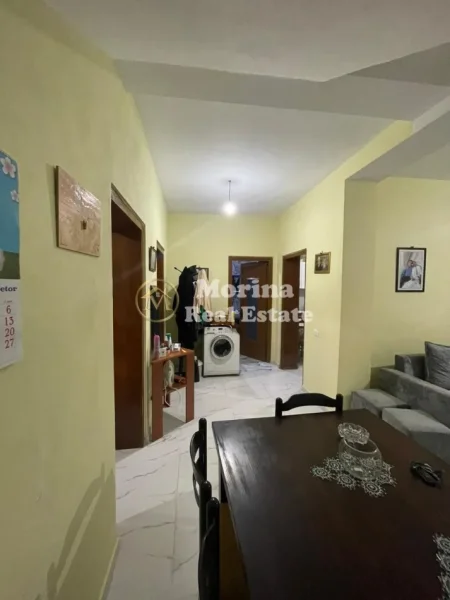 Tirane, jepet me qera apartament Kati 1, 120 m² 350.000 € (Shitet Vile Private 2 Kateshe Ali Demi 350)