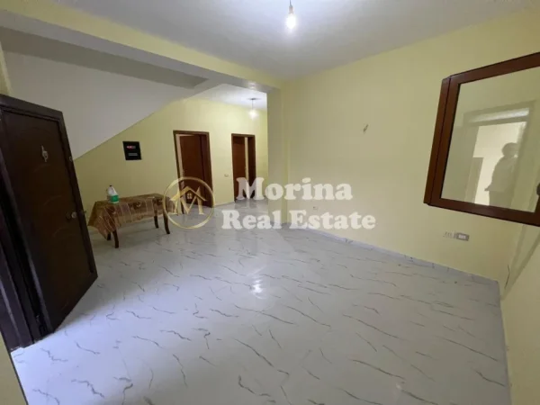 Tirane, jepet me qera apartament Kati 1, 120 m² 350.000 € (Shitet Vile Private 2 Kateshe Ali Demi 350)