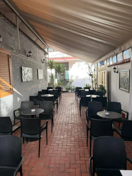Tirane, jepet me qera ambjent biznesi Kati 0, 150 m² 1.200 € (Don Bosko)