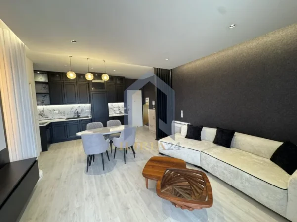 Tirane, jap me qera apartament 2+1+Aneks+Ballkon Kati 8, 115 m² 1.400 € (Apartament 2+1 me qira tek, Tirana Garden Building Rruga e Kavajes)