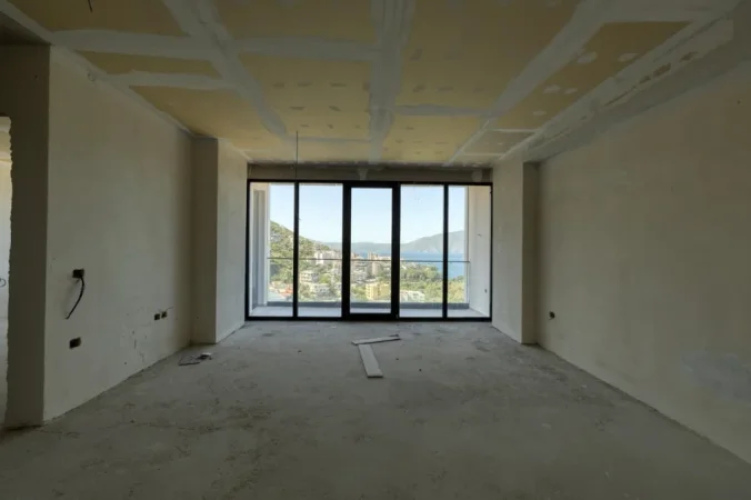Vlore, shitet apartament 1+1 Kati 3, 83 m² 224.000 € (PRANE MARINA BAY)