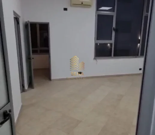 Tirane, jepet me qera ambjent biznesi Kati 2, 80 m² 900 € (Myslym Shyri)