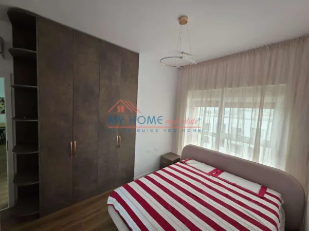 Tirane, jepet me qera apartament 2+1+Ballkon Kati 8, 75 m² 500 € (Rruga Pasho Hysa, Kompleksi Kadiu)