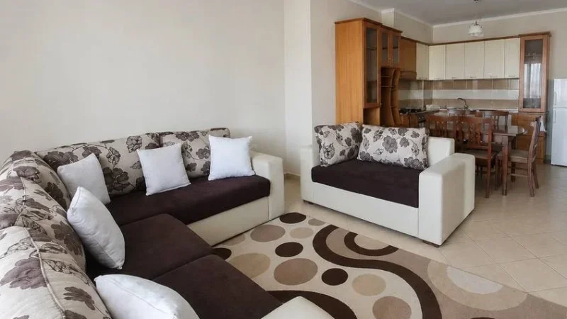 Tirane, jap me qera apartament 2+1 Kati 4, 88 m² 349 € (Fresku)