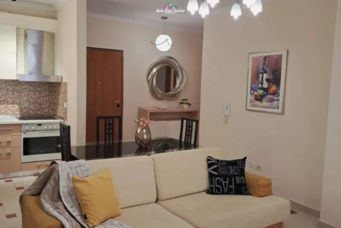 Tirane, jepet me qera apartament 1+1 Kati 2, 90 m² 630 € (Rruga Shyqyri Brari)
