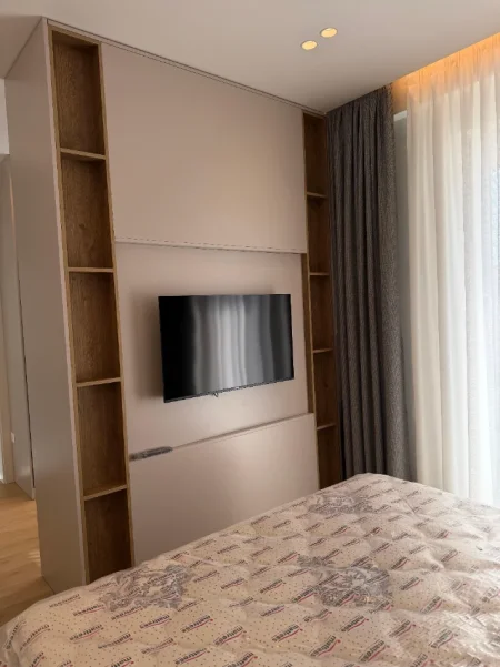 Tirane, jepet me qera Vile Kati 3, 197 m² 2.100 € (Farke)