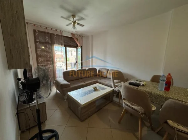 Tirane, shitet apartament 2+1 Kati 3, 87 m² 132.000 € (FRESK)