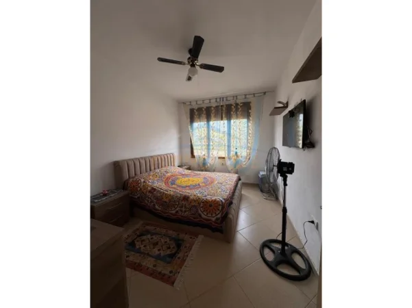 Tirane, shitet apartament 2+1 Kati 3, 87 m² 132.000 € (FRESK)
