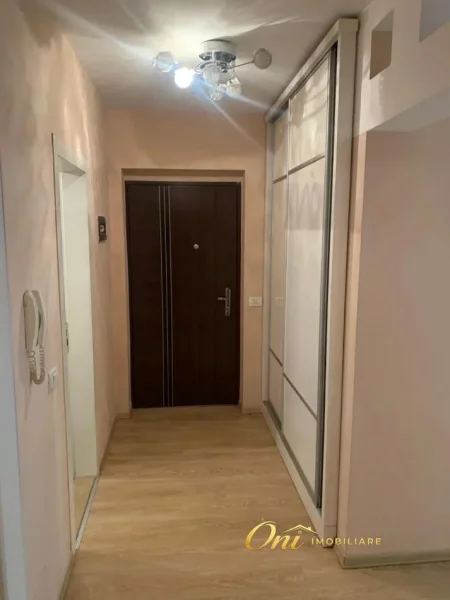 Tirane, jepet me qera apartament 2+1 Kati 2, 80 m² 650 € (DRITAN HOXHA)