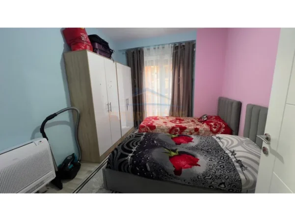 Tirane, shitet apartament 2+1+2+PARKIM , Kati 3, 107 m² 150.000 € (KOMPLEKSI JOLLA , ASTIR)
